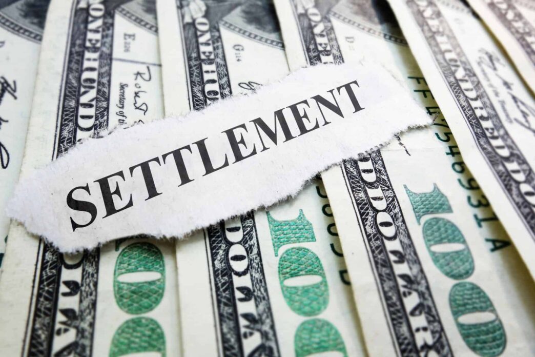 5 Factors To Consider Before Accepting A Settlement Offer