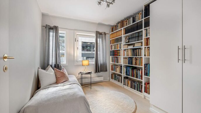 Take A Look At The Most Popular Kinds Of Bookcases