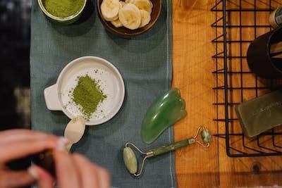 1730996649 204 5 Amazing Characteristics That Are Making Green Maeng Da Kratom