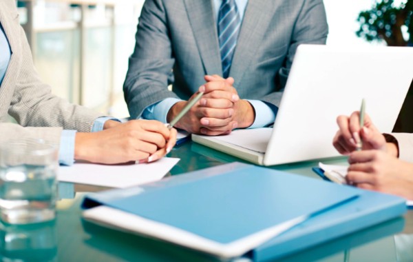 1731192295 851 Helpful Guide to Choosing the Right CTO for Your Business