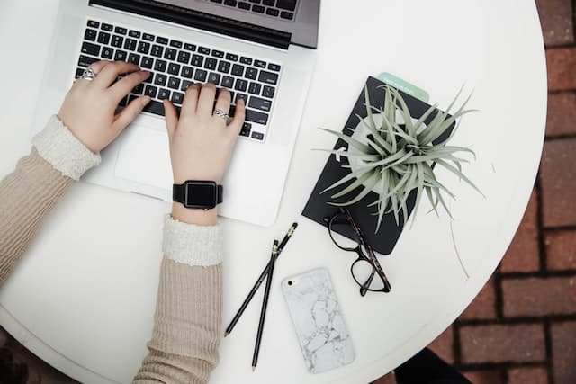 1731207868 62 10 Best Essay Writing Apps For Students And Academics