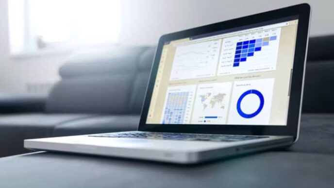Advantages of Using Technologies in Marketing Education in 2022