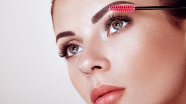 1731708874 135 Pros and Cons Of Using Eyelash