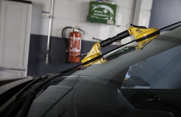 How To Drain Windshield Washer Fluid? All You Need To Know