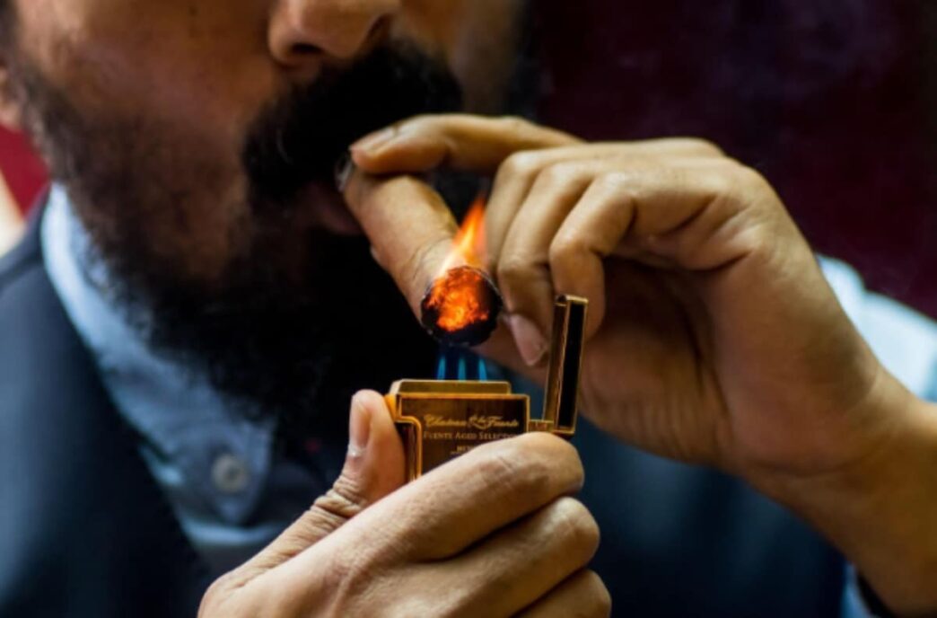 The Gentleman’s Way To Light a Cigar