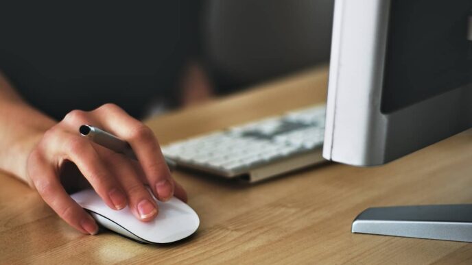 IT Outsourcing: Benefits, Types and Examples