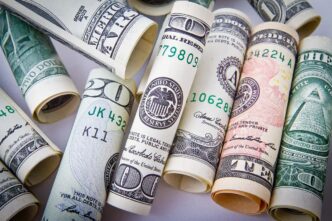 PKR vs USD: Pakistan currency at all-time low against US dollar