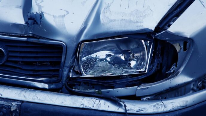 How Car Accident Lawyers Investigate A Crash