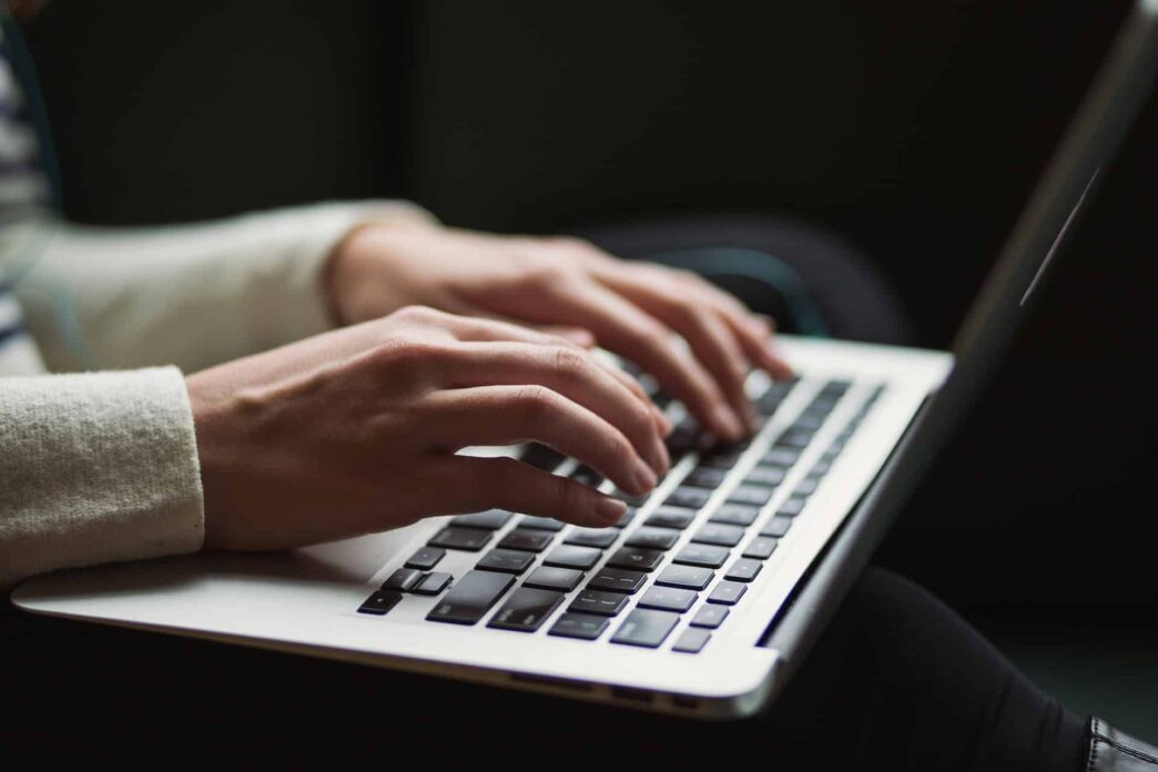 10 Best Essay Writing Apps For Students And Academics