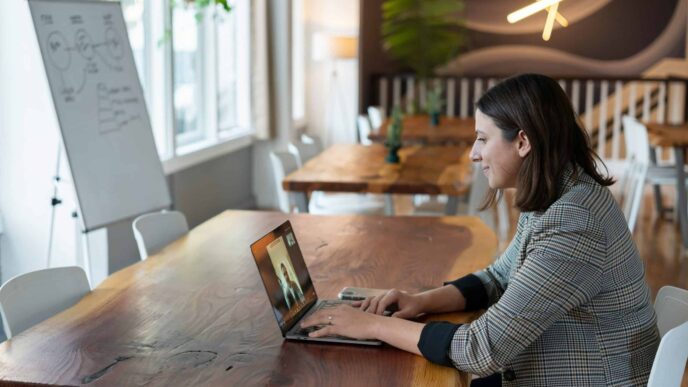 Why Choose Online Programs Over in Person Learning
