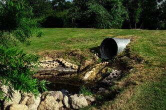 5 Symptoms That You Have a Major Sewer Line Issue