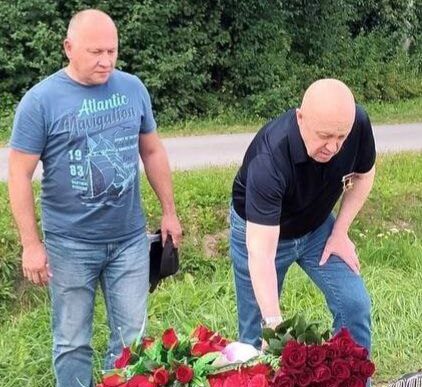 No less interesting than the two Hero Stars on Prigozhin’s T-shirt is the man who...
