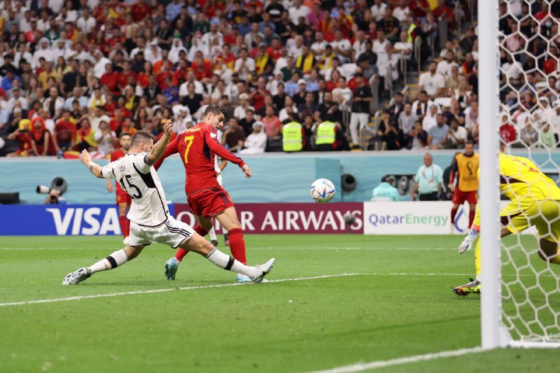 Play to maintain the winning score with the Germans, Brazilians, French, etc...