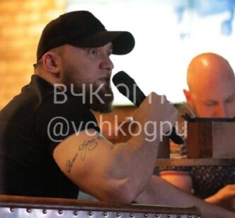 Alexander Khinshtein published footage of the arrest of an employee of the Patriot media group...
