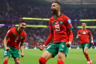 The match held suspense for all 98 minutes. Yes, according to established tradition, the arbitrator...