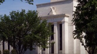 US Fed’s top banking regulator says he will step down early