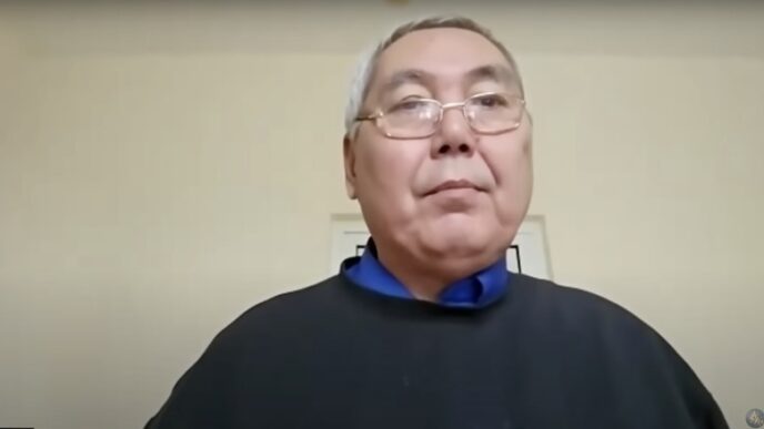 Kyrgyzstan’s $700 Million Corruption Case Figure Fined for Border Violation
