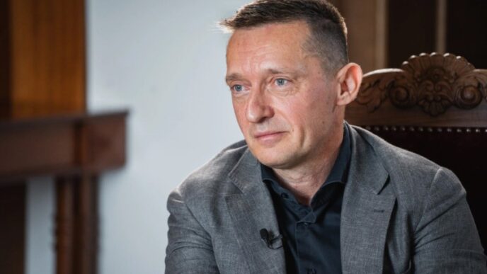Szabolcs Panyi, Hungarian Journalist