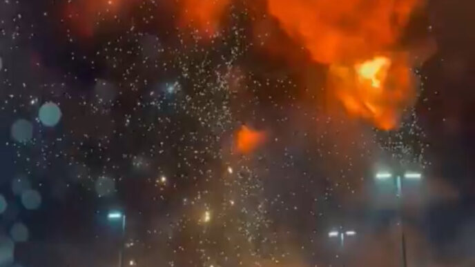 Destruction as executive jet crashes in Philadelphia, sparking blazes