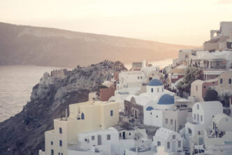 Strongest-yet earthquake hits Greece’s Santorini island
