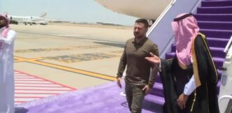 Zelensky, Rubio arrive in Saudi for Russia ceasefire talks