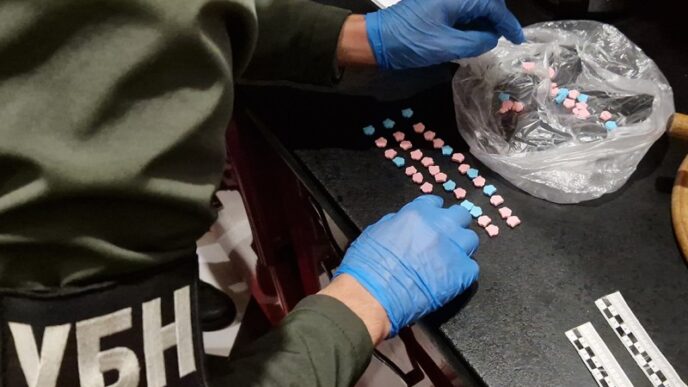 Ukrainian Police Bust Amphetamine Cartel