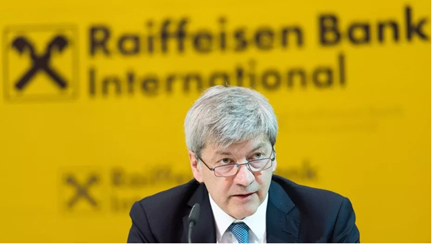 And now Raiffeisen: before leaving, the bank will be asked to show 