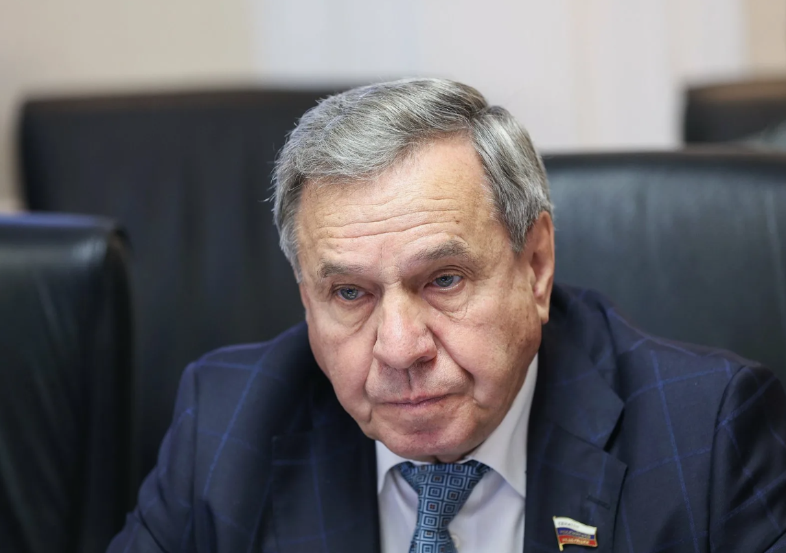 Will Novosibirsk garbage fill up Snegurov and Duev?