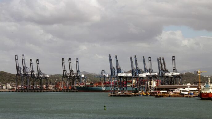 Chinese regulator to vet Panama ports deal: Hong Kong media