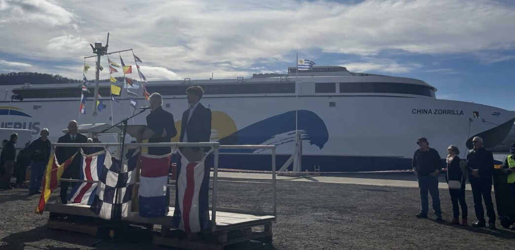 Australia launches “world’s largest” battery-power ship