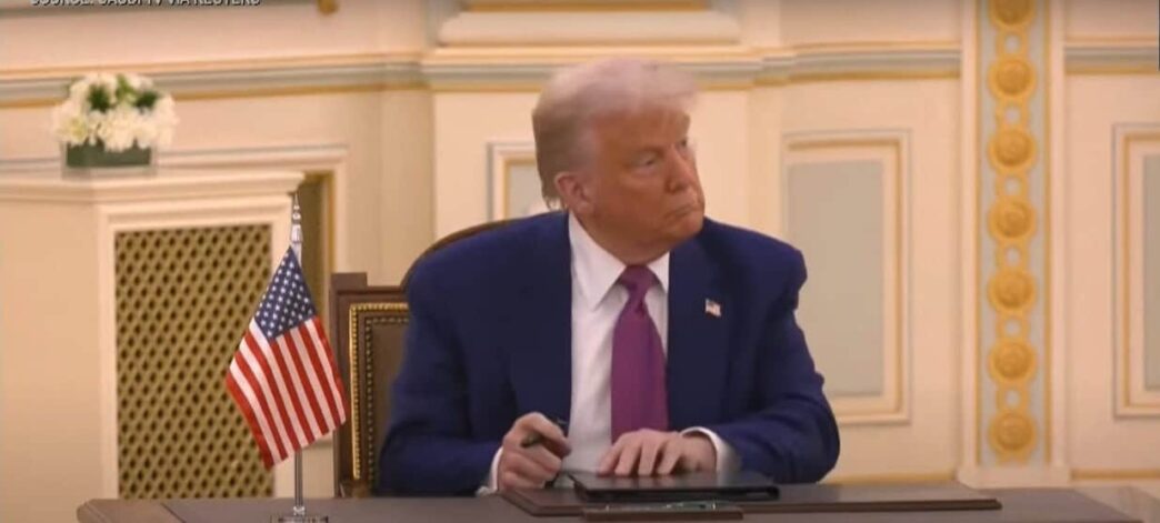 Trump signs orders to boost US nuclear energy