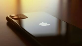 The evolution of artificial intelligence in smartphones – let’s examine the latest models from Apple and Google