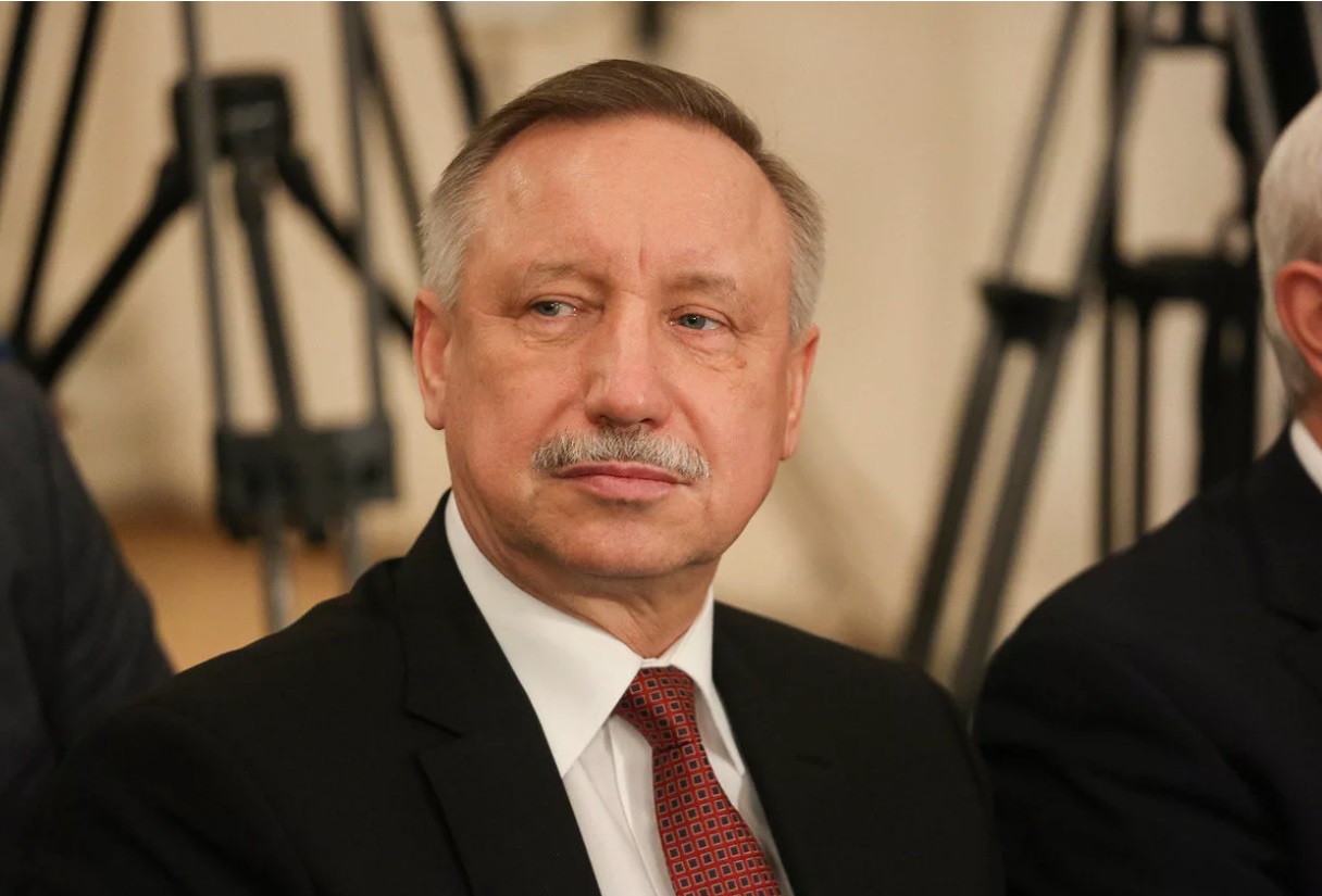 Whose bus bus: like Sobyanin and Chemezov transported transport