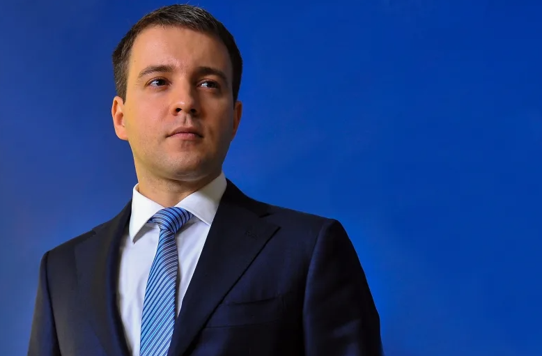 The robot will take up Denis Frolov, or the dews required dividends