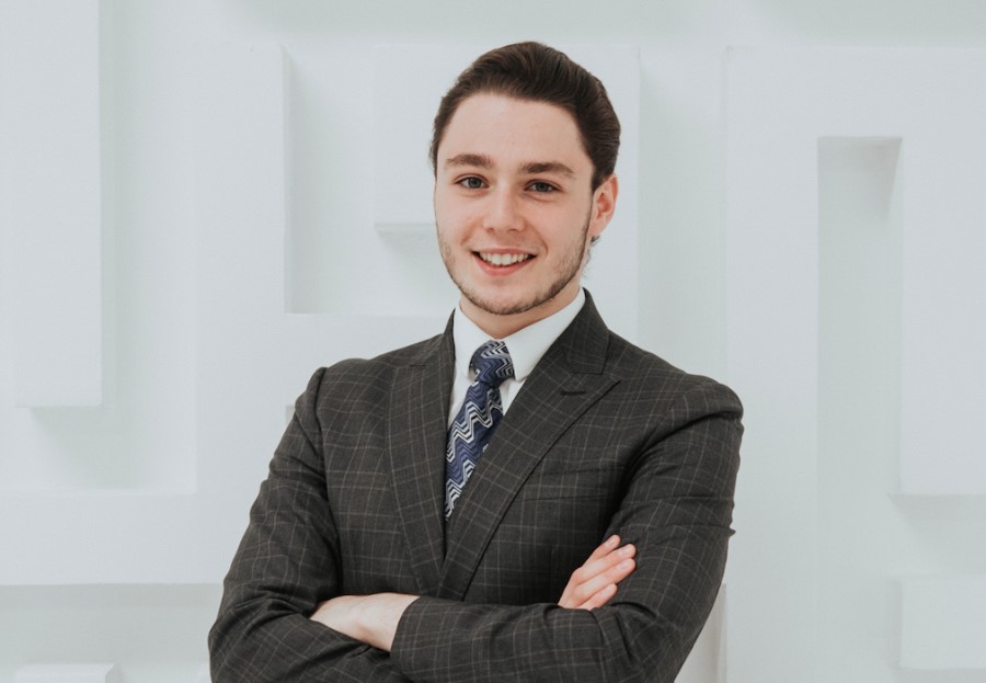 Foreign agents did not help Aven and Friedman become his own in the West